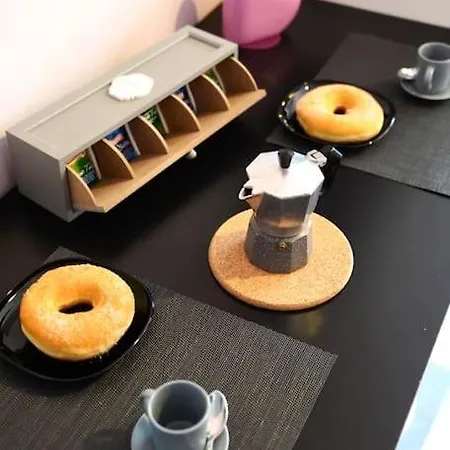 Lägenhet Cipro Pink House *